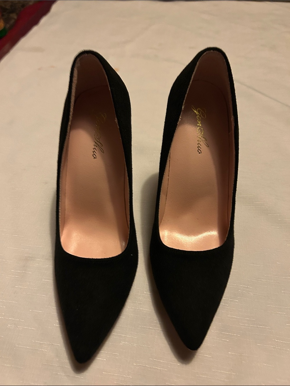 Black Pointed Toe Pumps